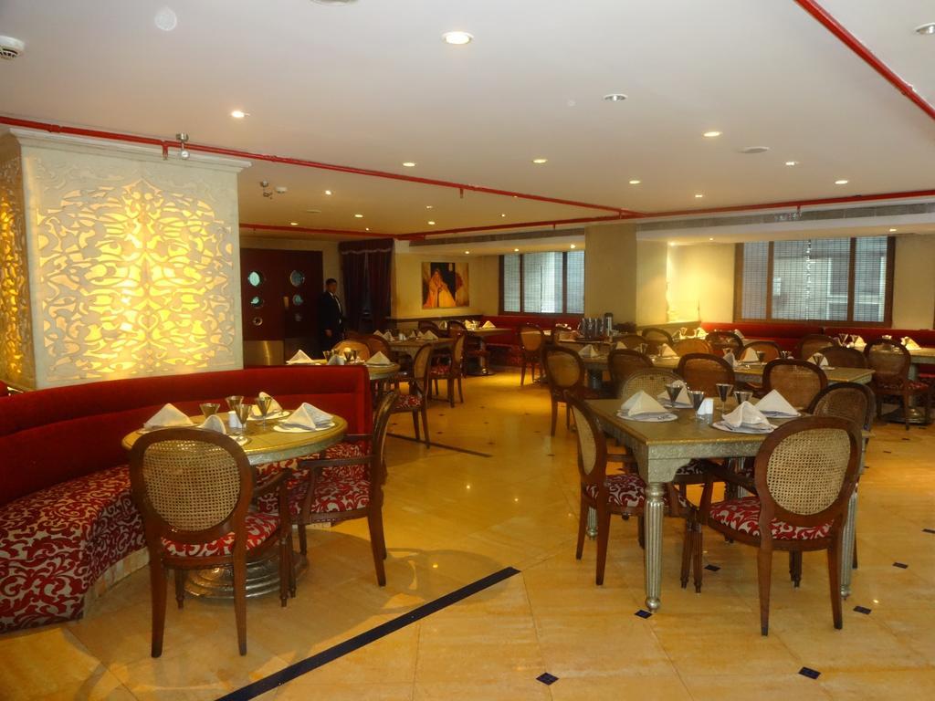 Ohris Banjara Hotel Hyderabad Exterior photo